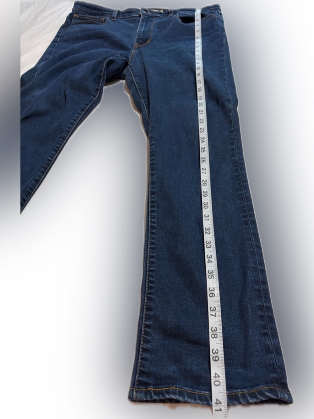 Levi's 724 High Rise Straight Leg Jeans in Dark Blue NWOT - Picture 4 of 7